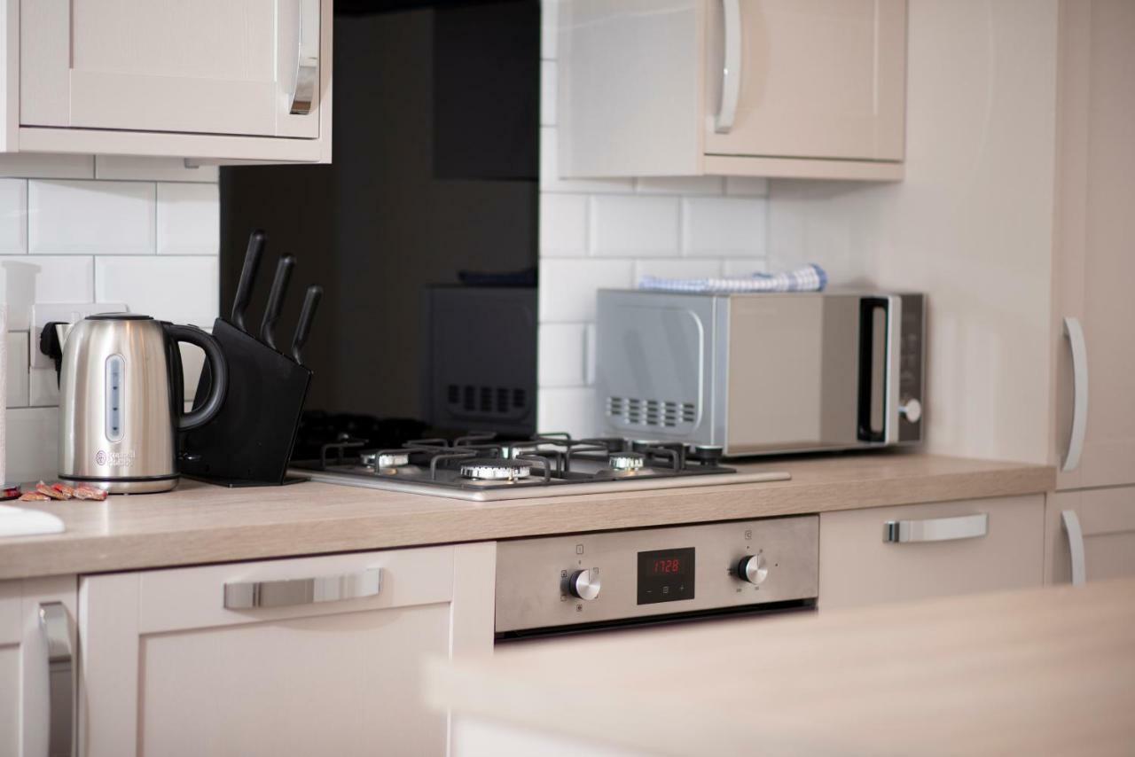 Flat A - Spacious Ground Floor, 1 Bedroom Apartment In Central Southsea, Portsmouth Dış mekan fotoğraf