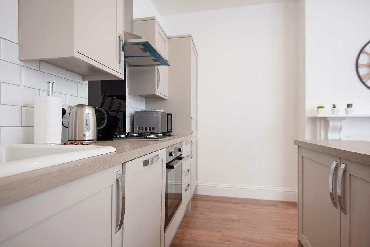 Flat A - Spacious Ground Floor, 1 Bedroom Apartment In Central Southsea, Portsmouth Dış mekan fotoğraf
